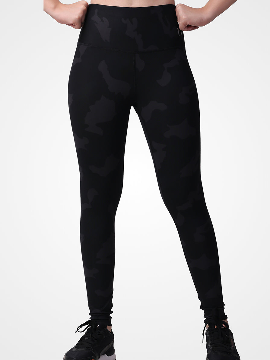 Black Camouflage Leggings – Sweat Proof, Sleek Look, All-Day Comfort