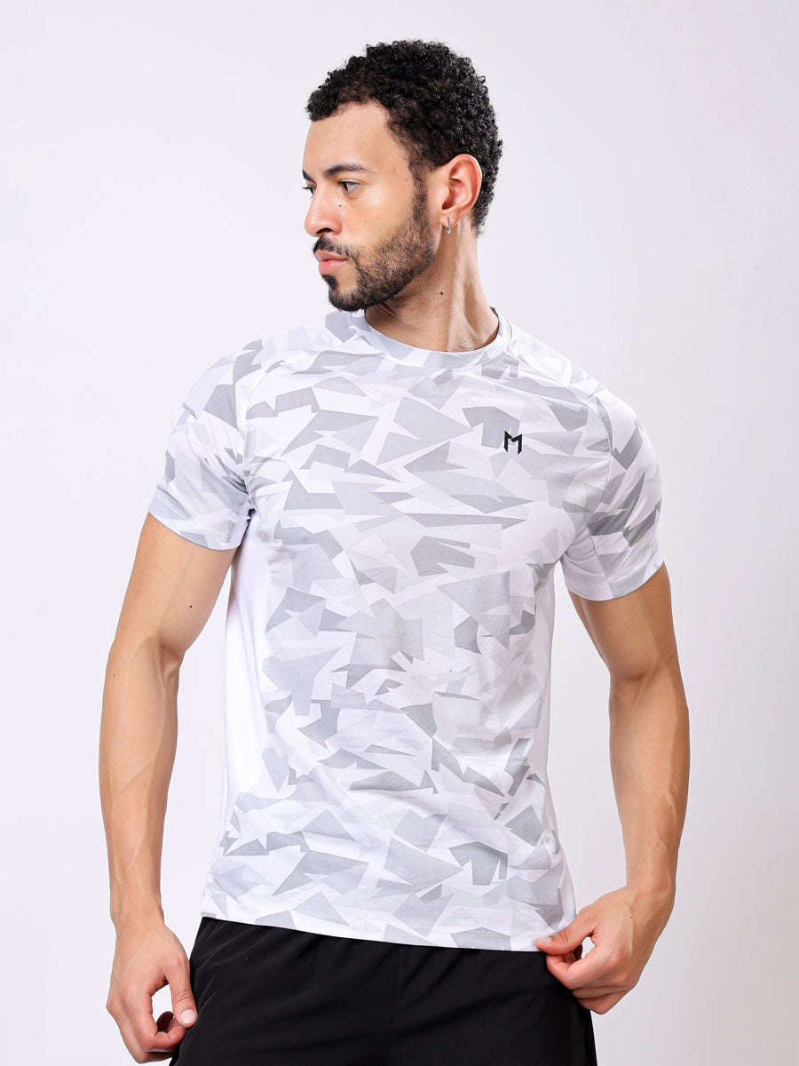 Men’s White Printed T-Shirt – Ultra-Soft, Sleek Look, Everyday Comfort