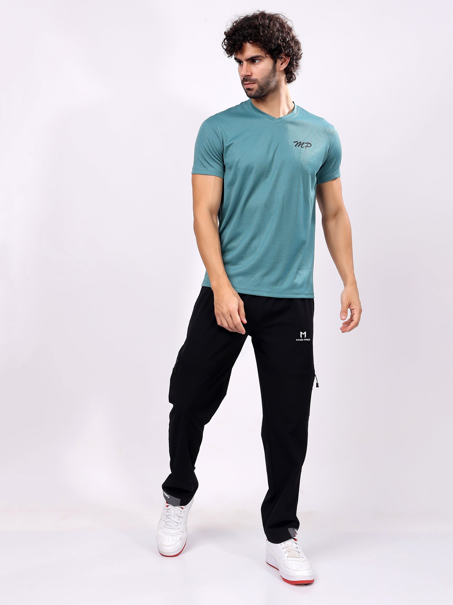 Plain Pine Green Round­Neck Tee