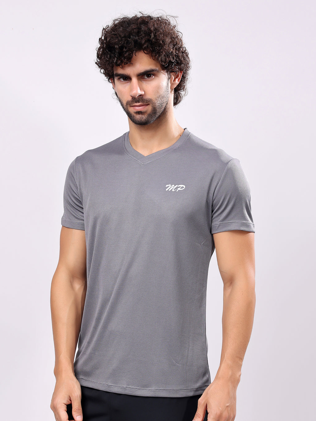 Plain Grey Round­Neck Tee