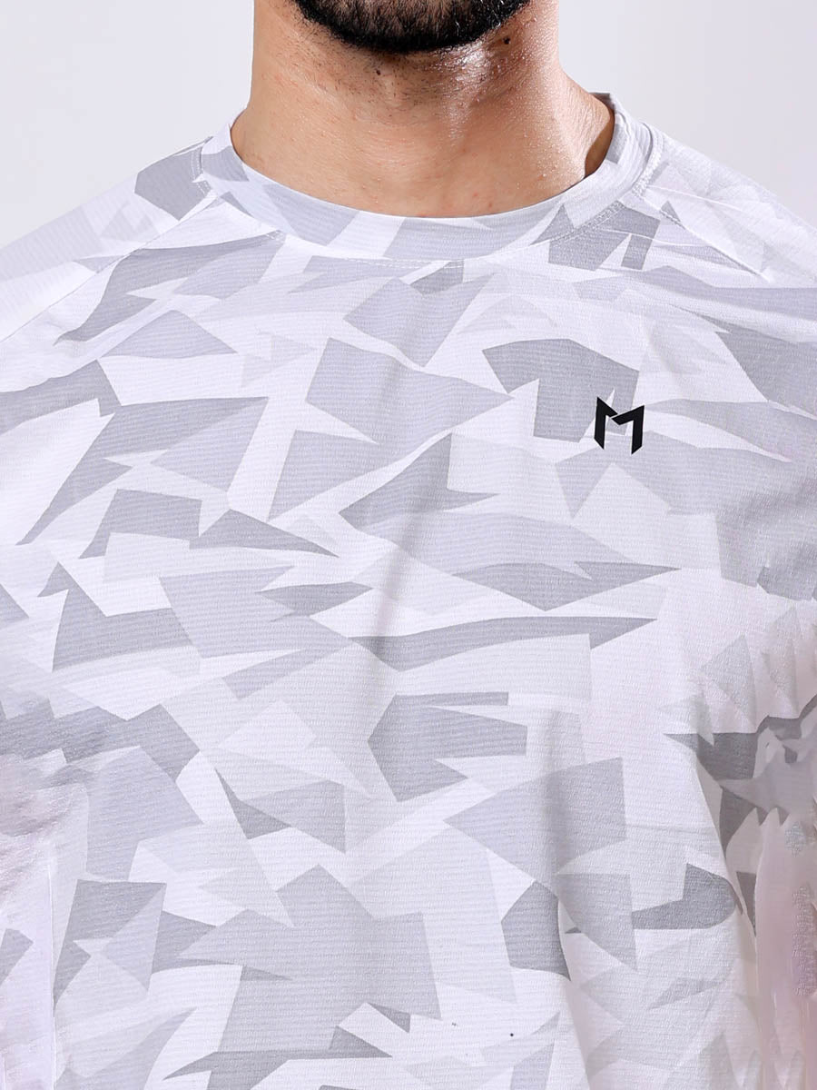 Men’s White Printed T-Shirt – Ultra-Soft, Sleek Look, Everyday Comfort
