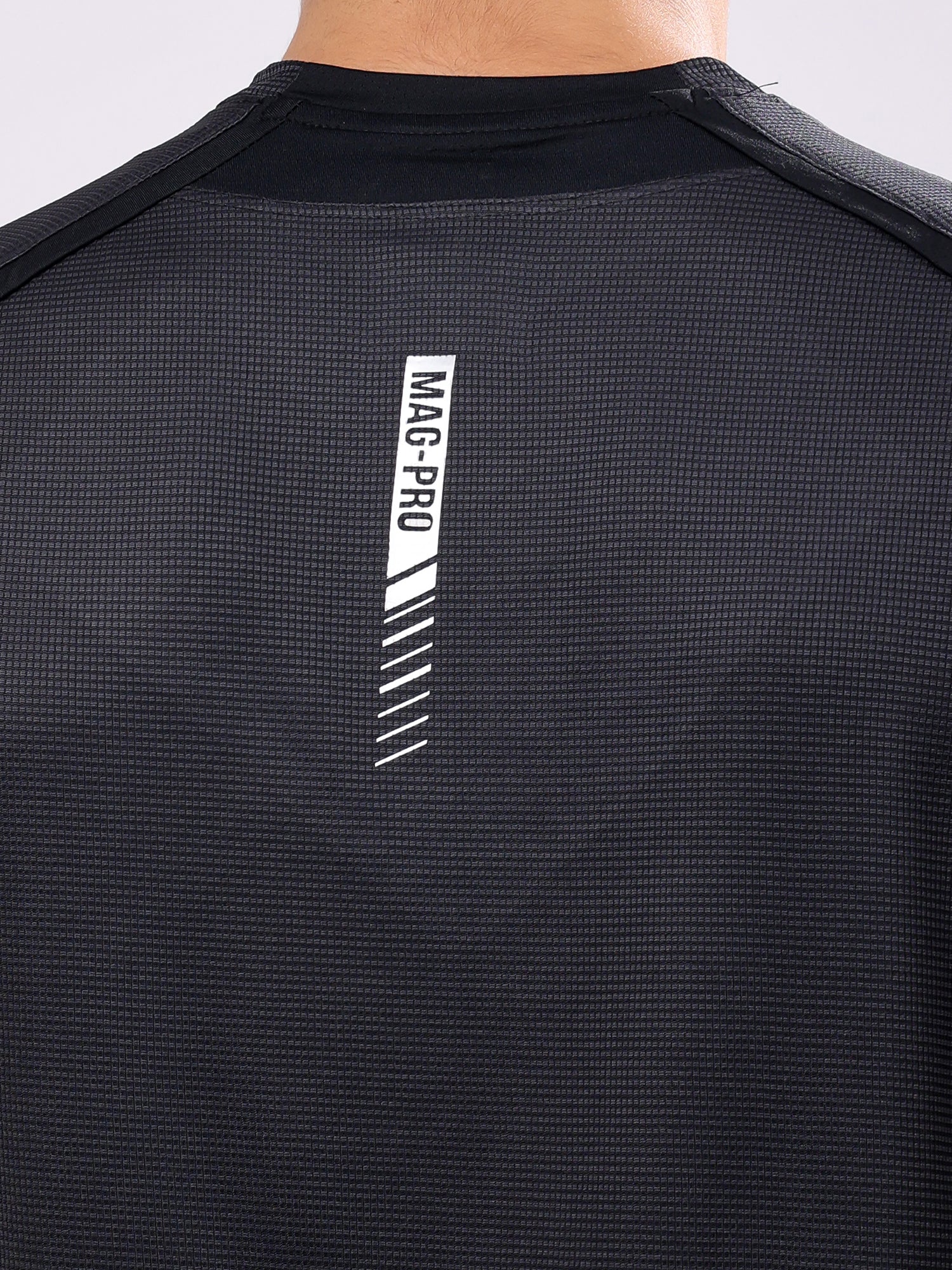 Plain Charcoal Black Round­Neck Tee