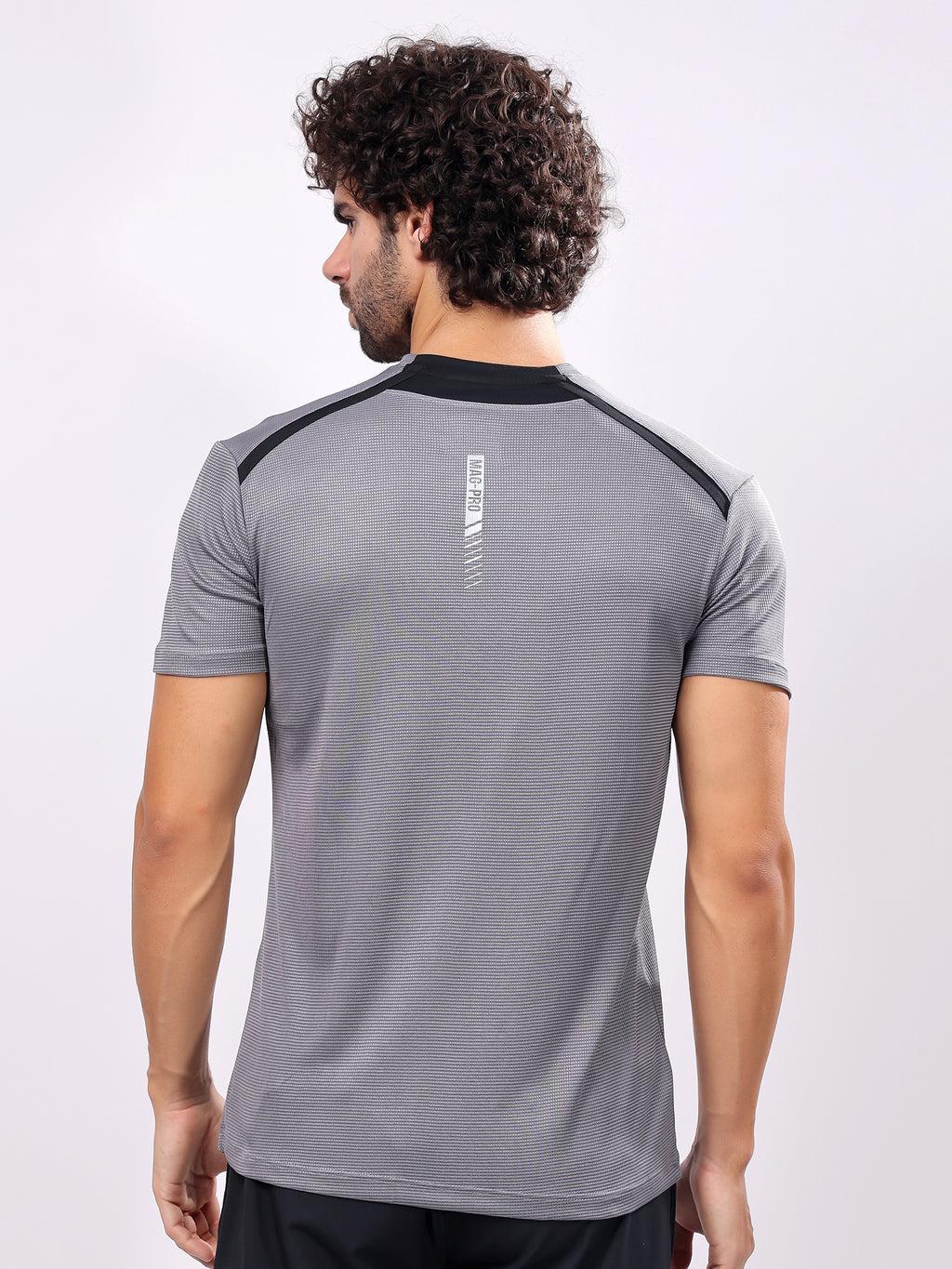 Plain Grey Round­Neck Tee