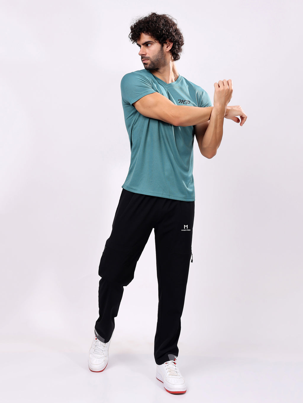 Plain Pine Green Round­Neck Tee