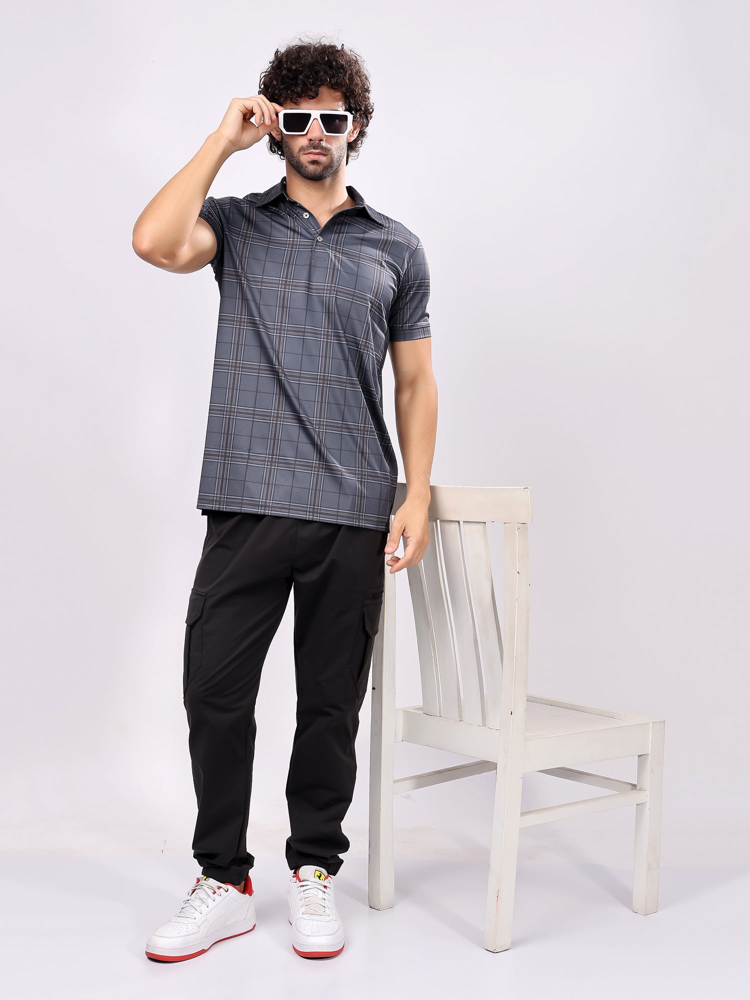 Checked Grey Collar T­-Shirt